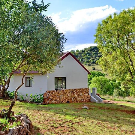 Thanda Manzi Country Hotel Centurion Esterno foto