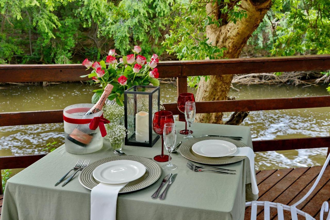 Thanda Manzi Country Hotel Centurion Esterno foto