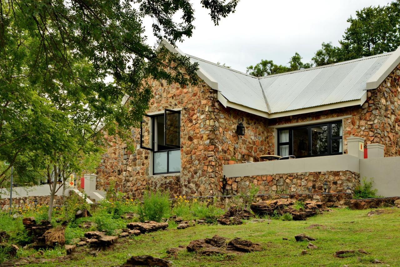 Thanda Manzi Country Hotel Centurion Esterno foto