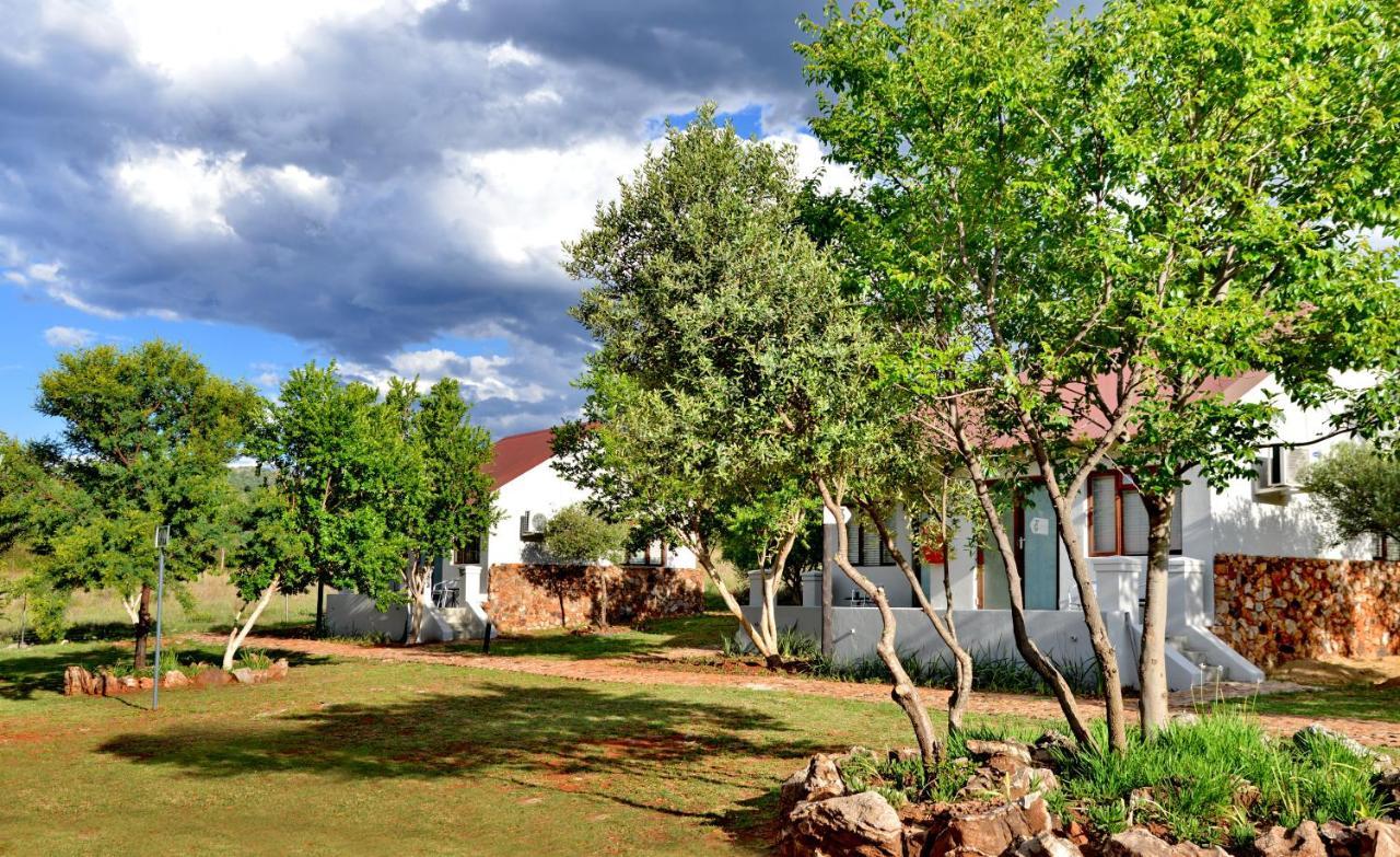 Thanda Manzi Country Hotel Centurion Esterno foto