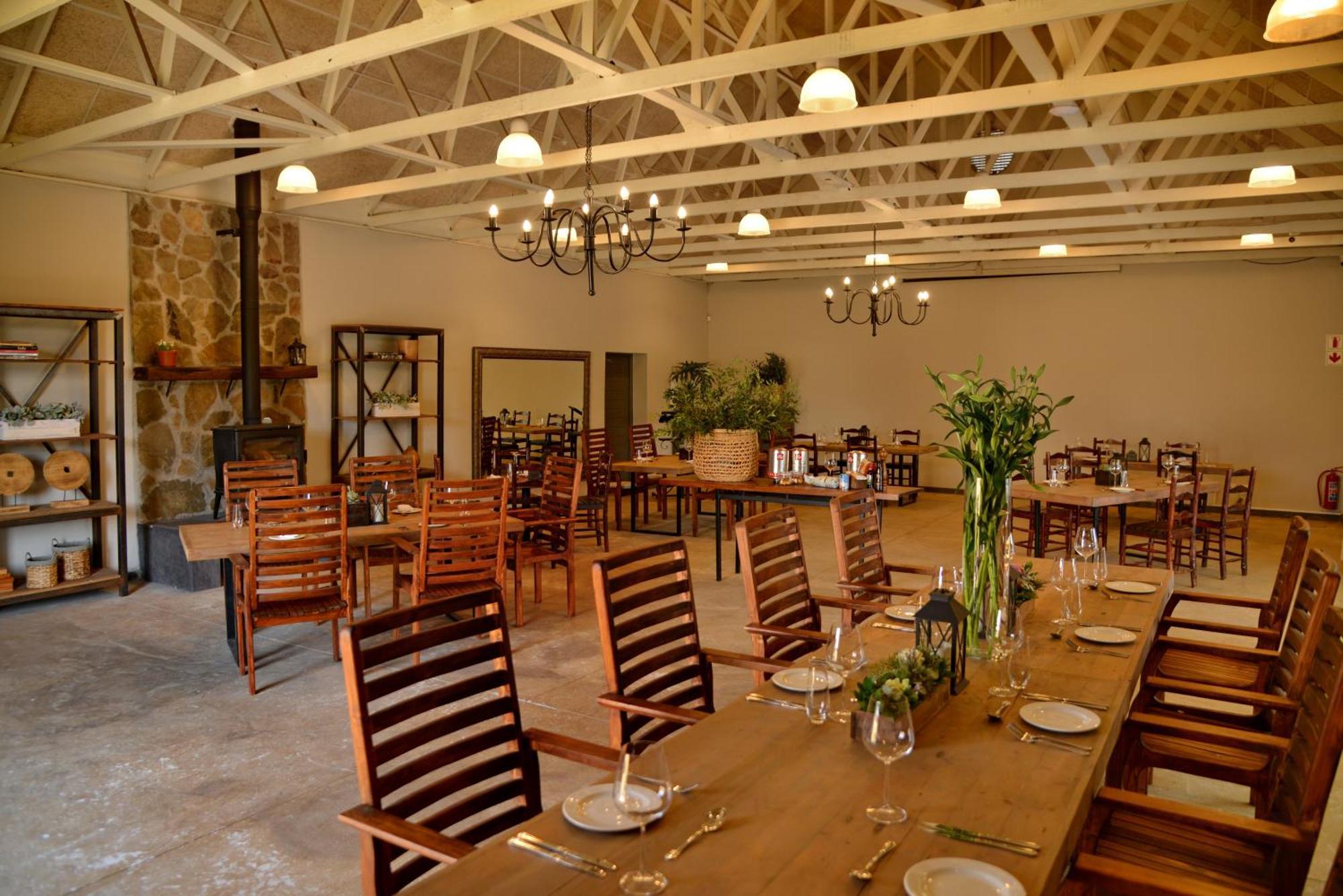 Thanda Manzi Country Hotel Centurion Esterno foto